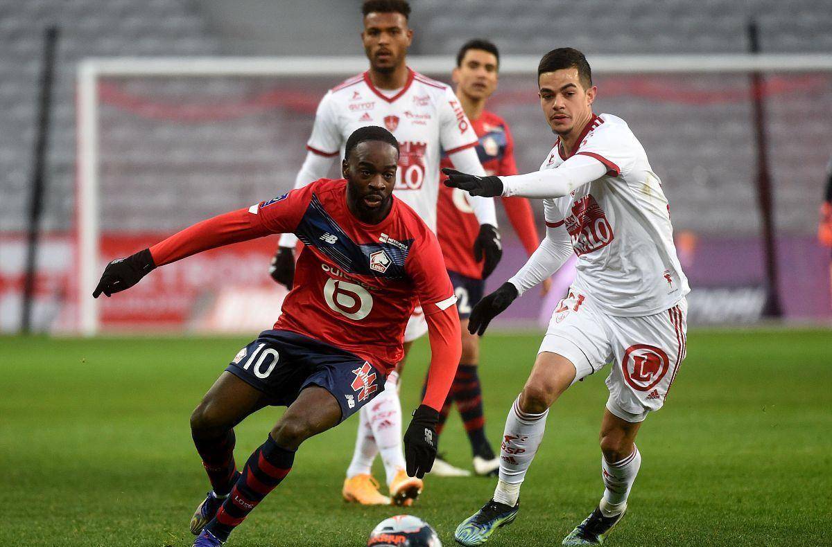 缺乏斗志的 缺乏斗志的