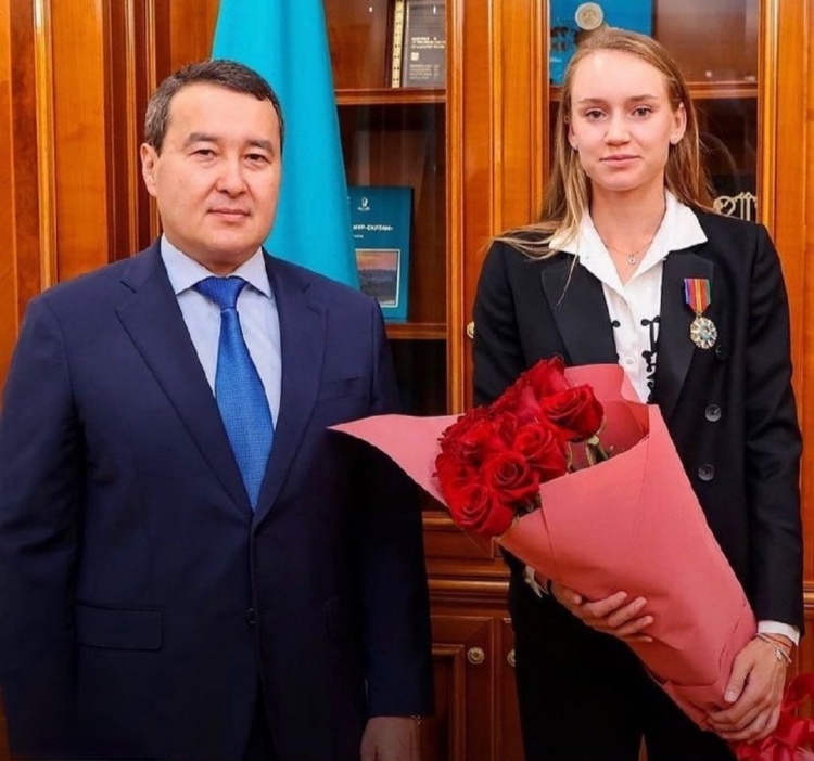 在不断推动 在不断推动