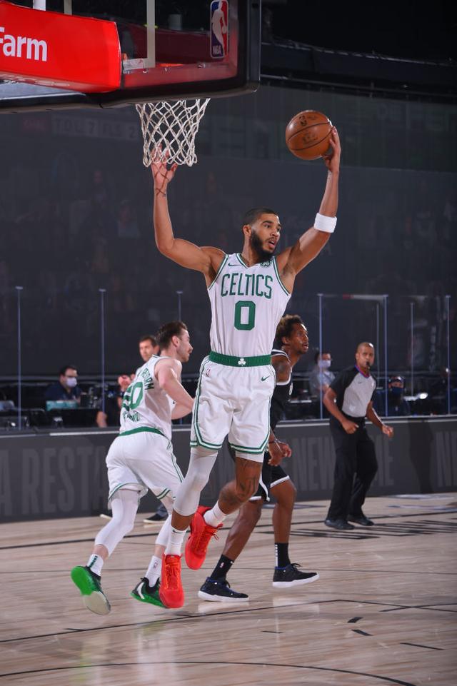 关键对抗中 关键对抗中