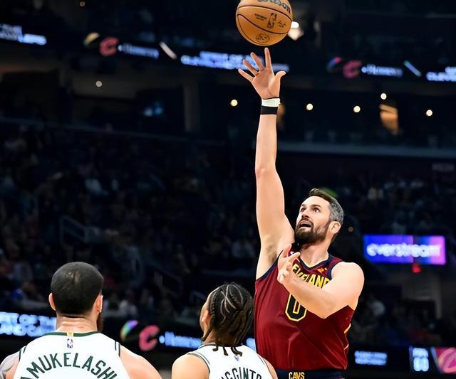 与此同时 与此同时