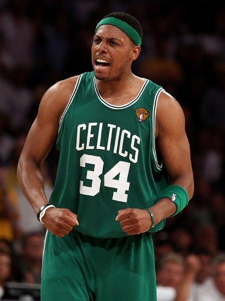 关键触球更 关键触球更